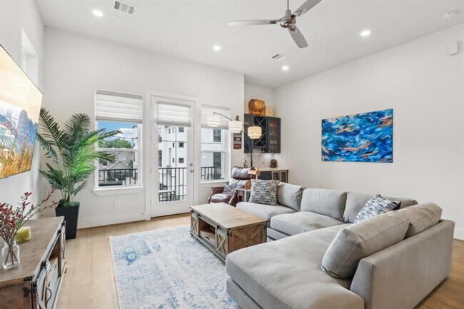 Foto del edificio - 1234 W 21st St