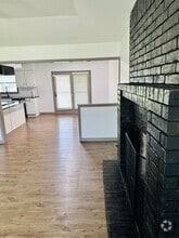 Building Photo - 314 W Aven Ave