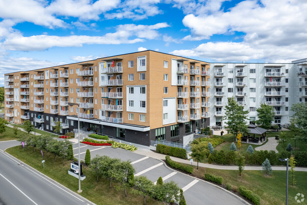 Building Photo - Vilia St-Jérôme