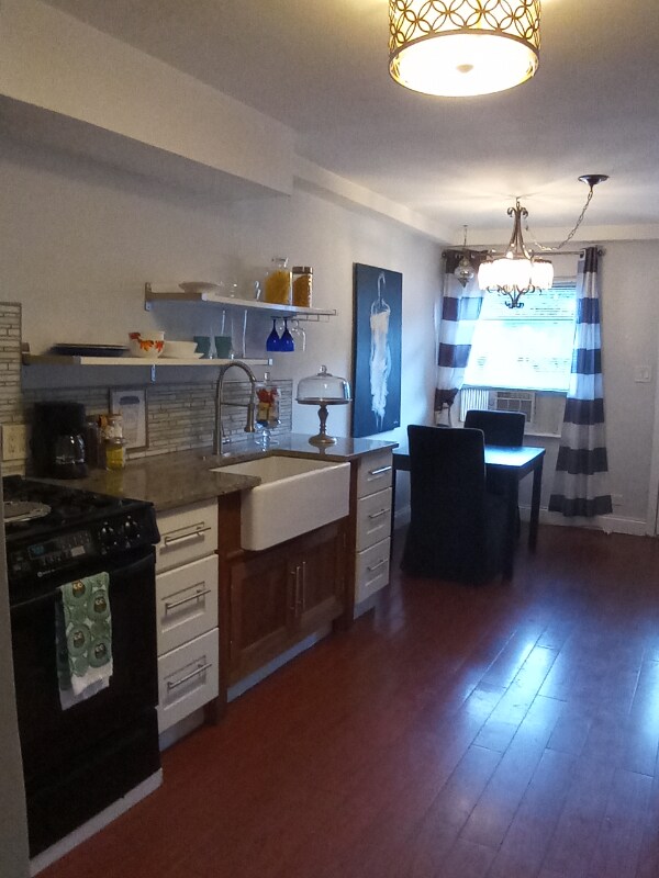 30483069 69th St Unit 1 floor, Queens, NY 11377 Room for Rent in