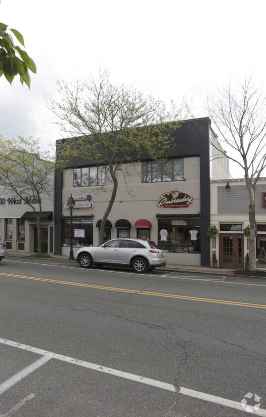 Building Photo - 32 W Main St