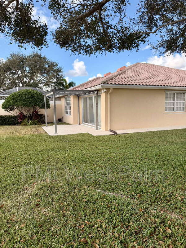 Building Photo - 8270 Eleuthera Ln