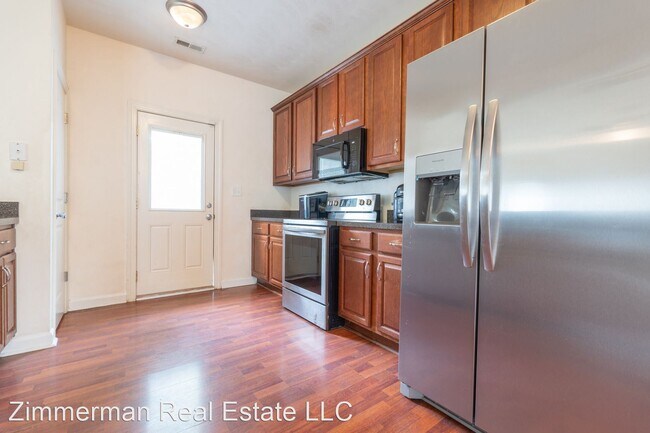 Foto del edificio - 4 br, 3 bath House - 2017 English Ave