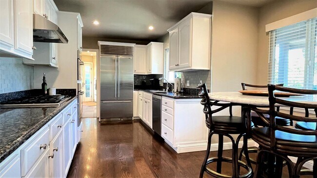 Building Photo - 20135 Chateau Dr