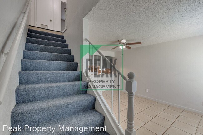 Building Photo - 2 br, 1.5 bath House - 4939 Miller