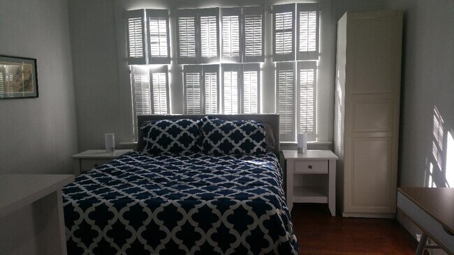 Building Photo - 1258 12th Ave