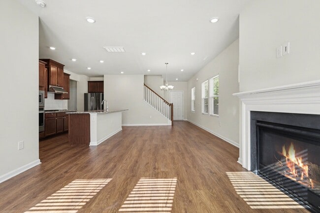 Building Photo - 653 Rawls Dr