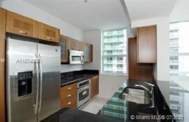 Foto del edificio - 186 SE 12th Ter