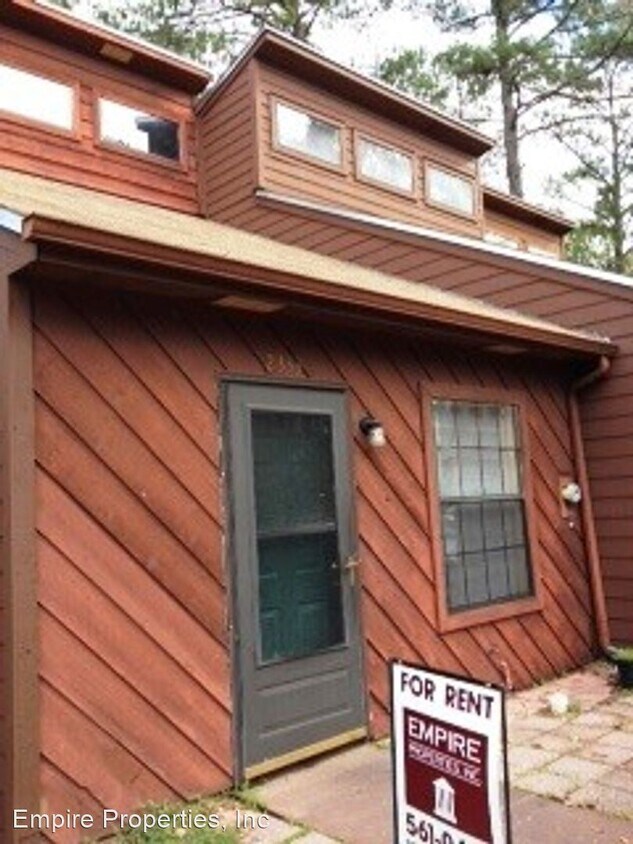 Primary Photo - 2 br, 2 bath House - 2333 Hartsfield Way