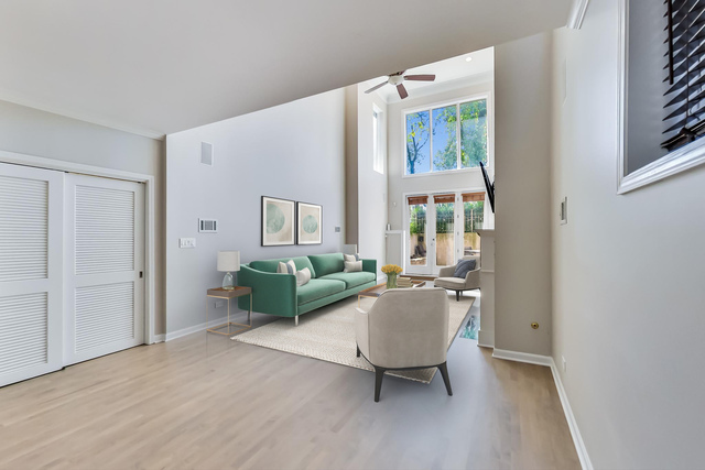 Foto del edificio - 2140 W Haddon Ave