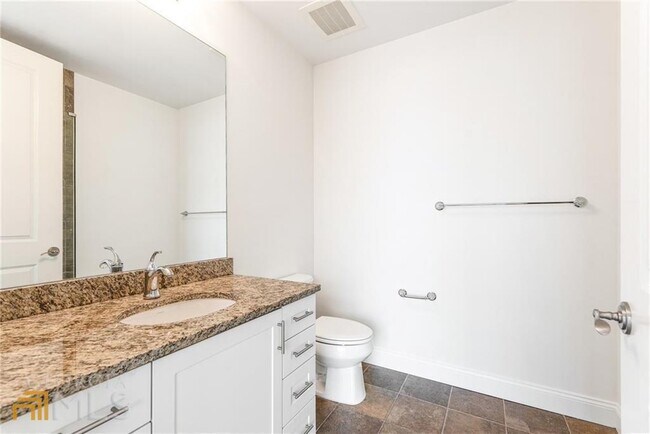 Building Photo - 270 17th St NW