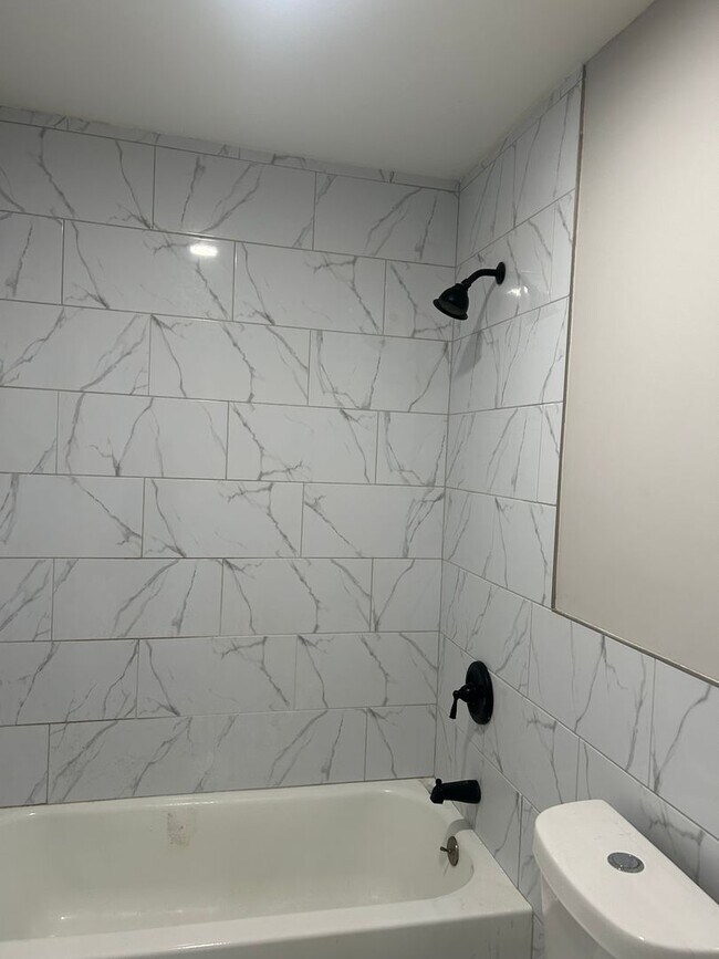 Foto del edificio - 2405 N 17th St