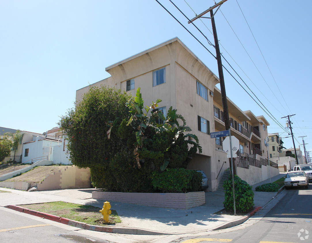 Primary Photo - 4200 Oakwood Ave