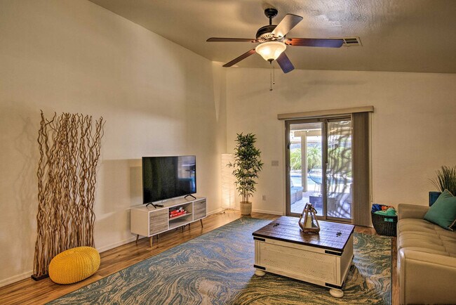 Foto del edificio - 1021 S 167th Ln