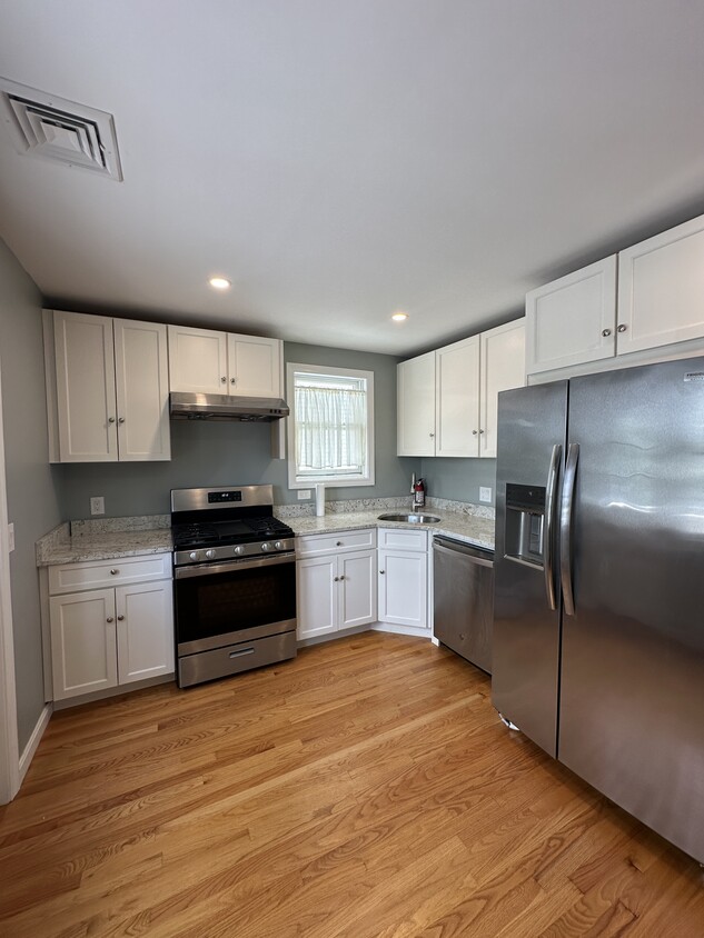 Photo - 69 Holmes St (Quincy, MA)