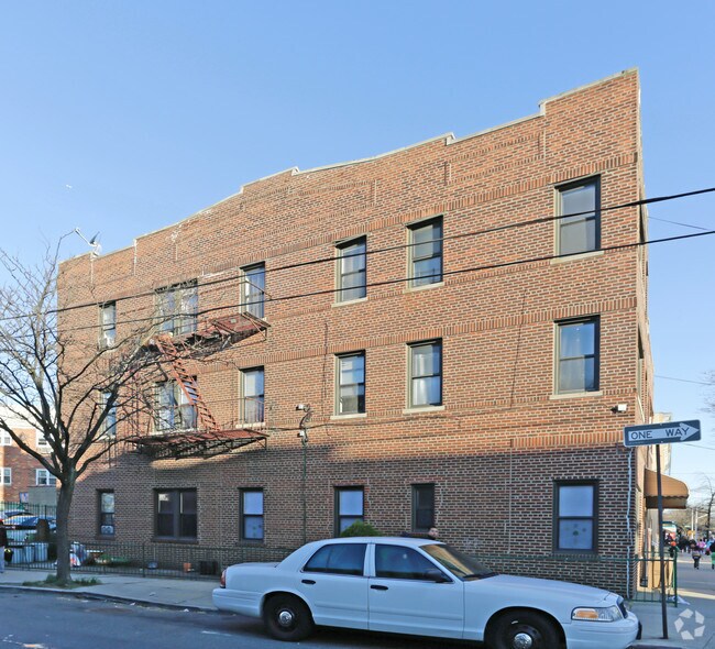 Foto del edificio - 6324 Forest Ave
