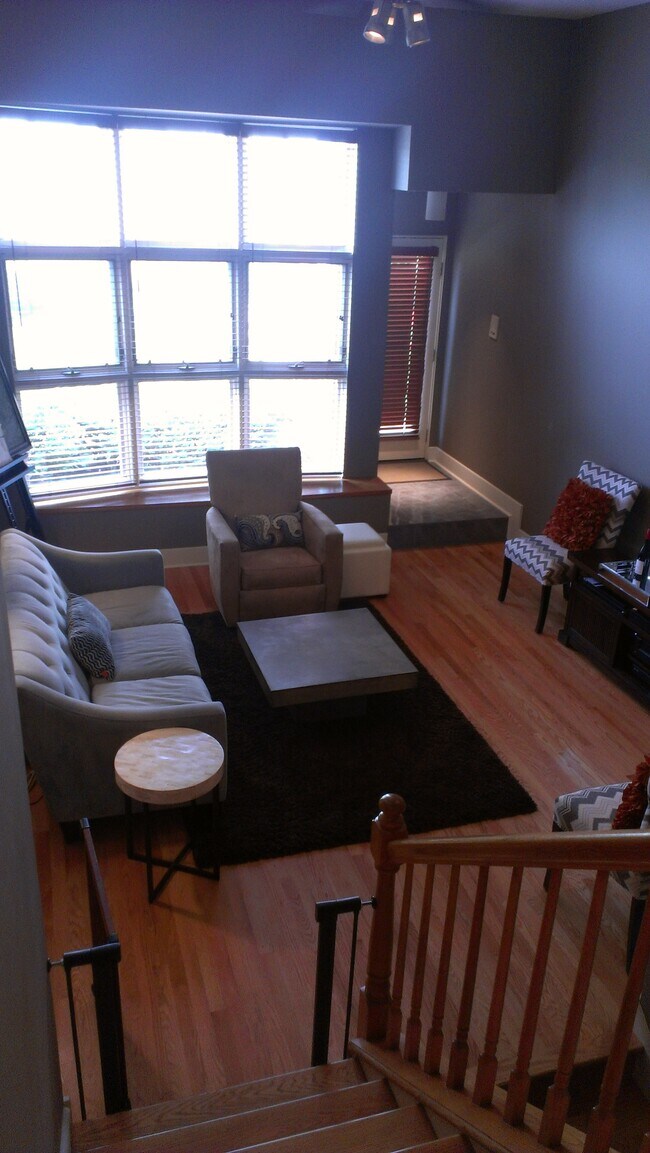 Foto del edificio - 1338 S Federal St