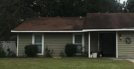 Building Photo - 502 Upland Pl