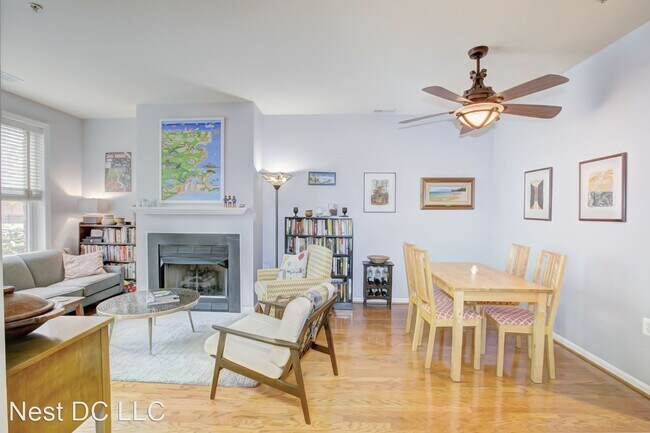 Building Photo - 2 br, 2 bath House - 263 14th St SE Unit B