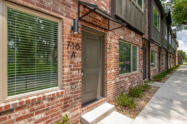 Foto del edificio - 716 N Olive St