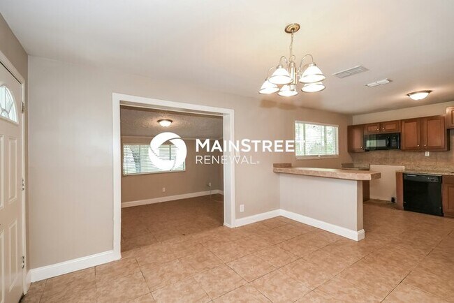 Foto del edificio - 3 Bedroom Pet-Friendly Home in Jacksonvill...