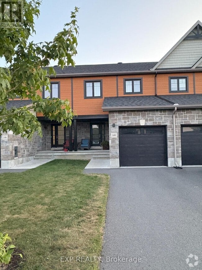 Building Photo - 144 St Malo Pl