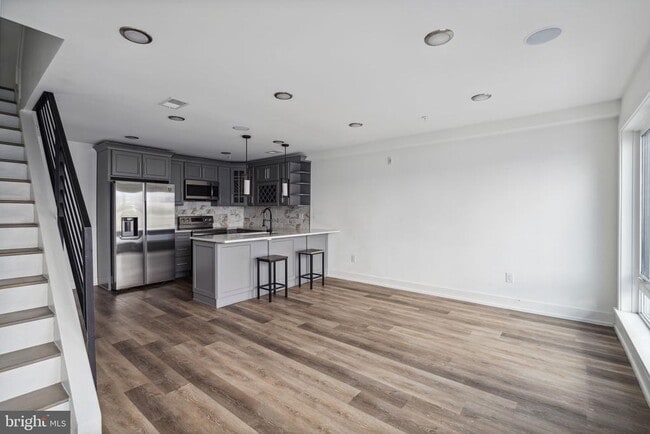 Building Photo - 1930 N 2nd St