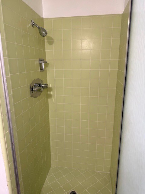 Foto del edificio - 585 S Camino Real