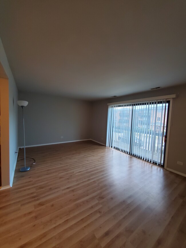 Living Room - 1613 Astor St