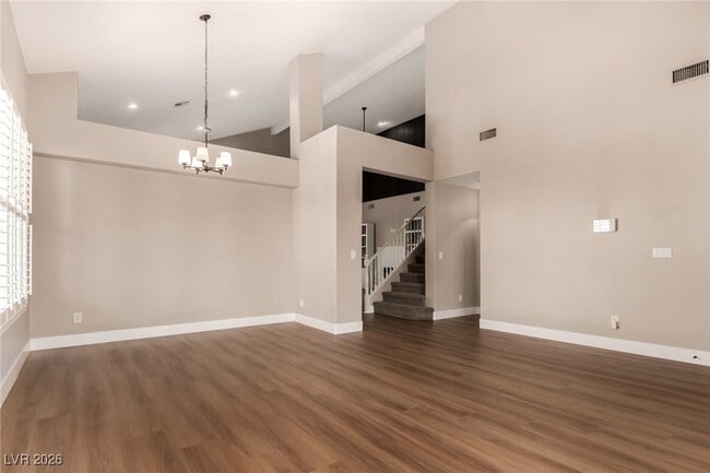 Foto del edificio - 264 Pointe Ranier Ave