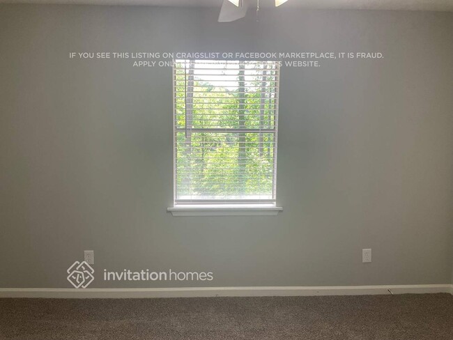 Building Photo - 558 Lake Michele Ct