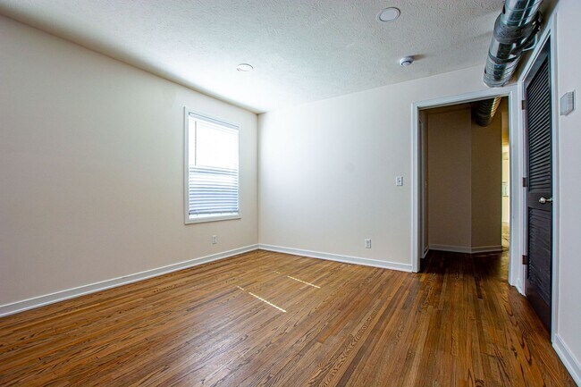 Foto del edificio - 116-118 N 32nd Avenue