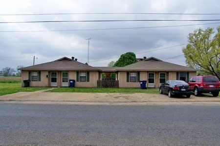 Building Photo - 555-559 Clement Ln