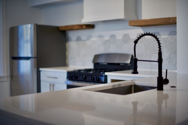 Foto del edificio - 715 E Haverford Rd