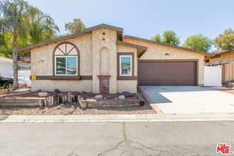 Building Photo - 27584 Onyx Ln