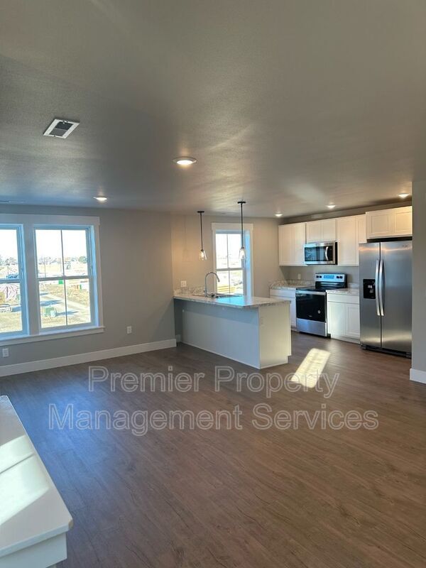Foto principal - 6047 Elysian Rd