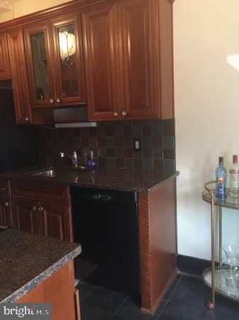 Foto del edificio - 1026 16th St NW