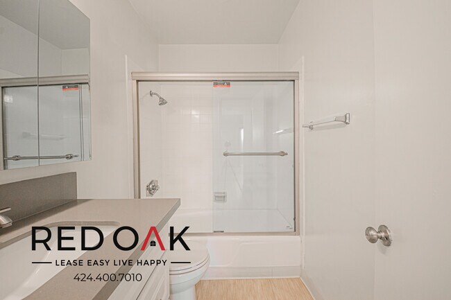 Foto del edificio - 1221 Amherst Ave