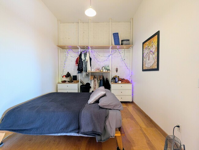 Foto del edificio - 523 Jackson St