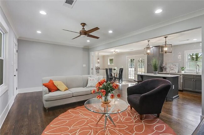 Foto del edificio - 2739 Flagstone Dr SE