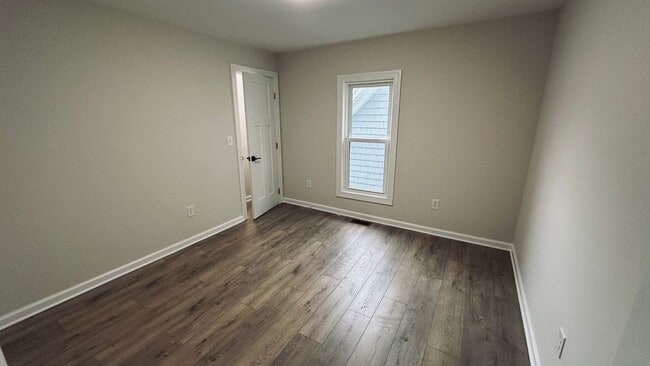 Building Photo - 7 Havens Ave