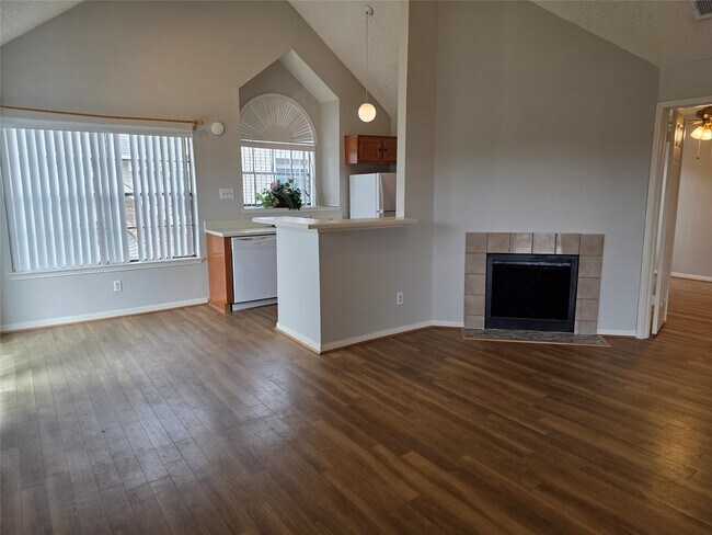 Foto del edificio - 2300 Old Spanish Trl