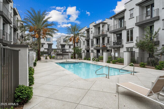 Foto del edificio - 2090 S Dorsey Ln