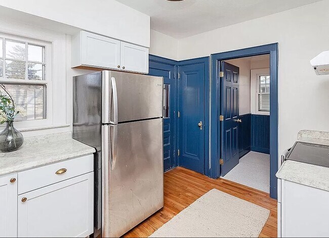Foto del edificio - 4719 Pleasant St