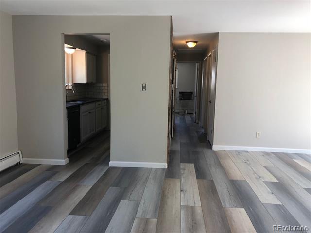 Building Photo - 2637 S University Blvd