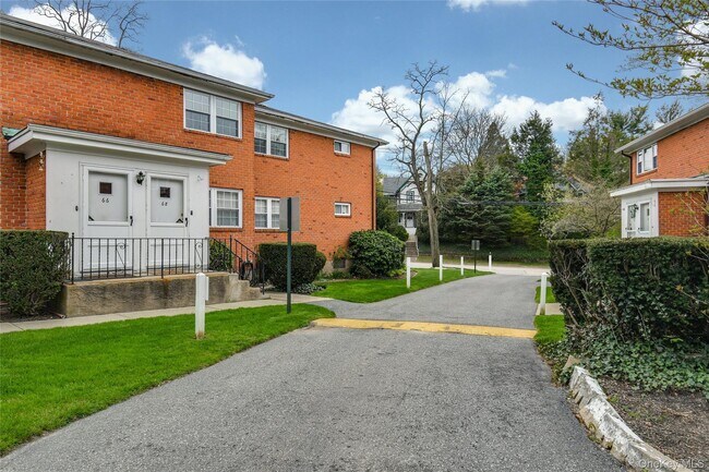 Foto del edificio - 451 Main St