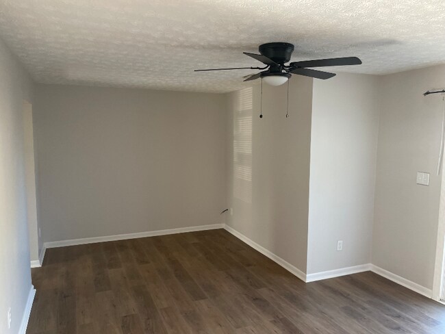 Foto del edificio - 438 Red Tulip Ct