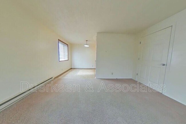 Foto del edificio - 680 SW Washington Ave