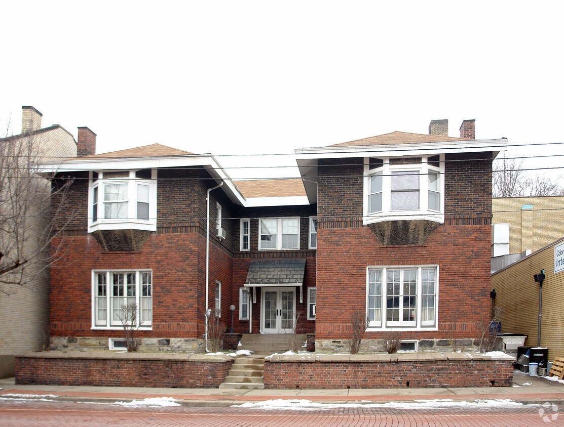 Foto del edificio - 322-324 Allegheny River Blvd