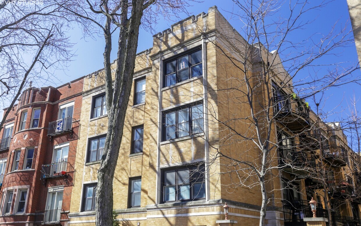 Foto principal - 4936 N Winthrop Ave